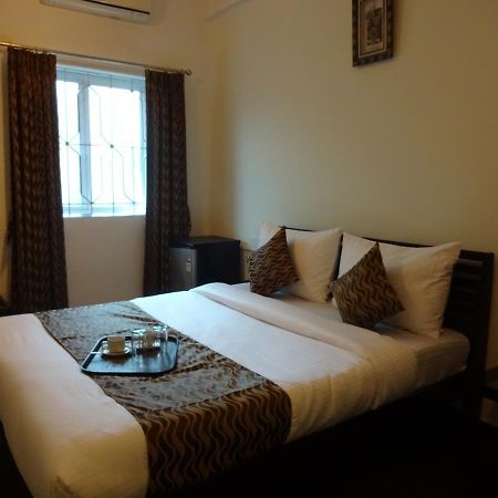 Hotel Sai Baga Bagian luar foto