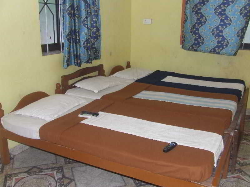 Hotel Sai Baga Bagian luar foto