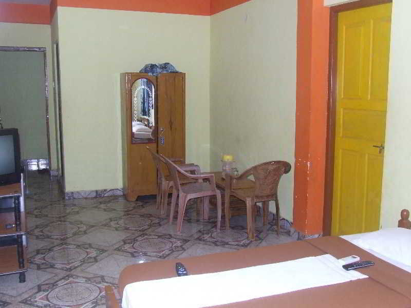 Hotel Sai Baga Bagian luar foto