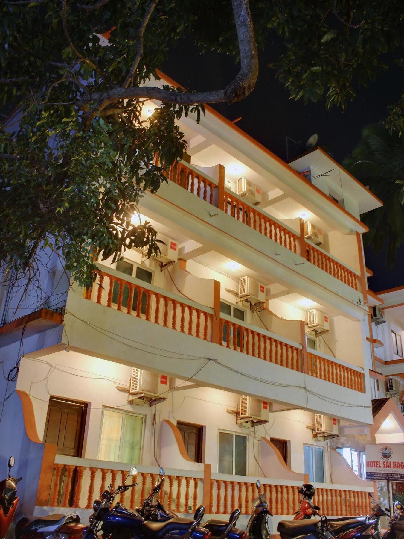 Hotel Sai Baga Bagian luar foto